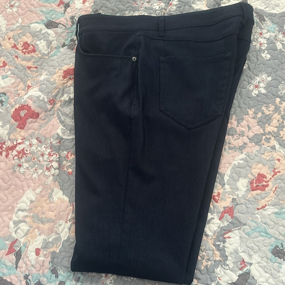 Izod straight leg pants, men adventage performance
